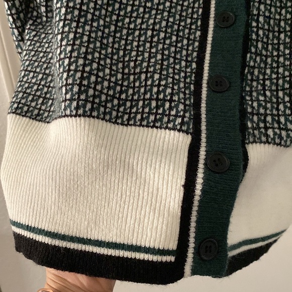 NWOT Preppy Cardigan - Picture 3 of 4